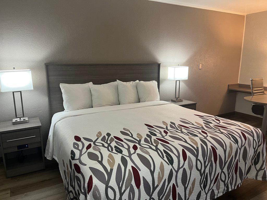 Red Roof Inn Madisonville ภายนอก รูปภาพ